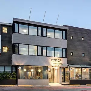 Trópica San Juan